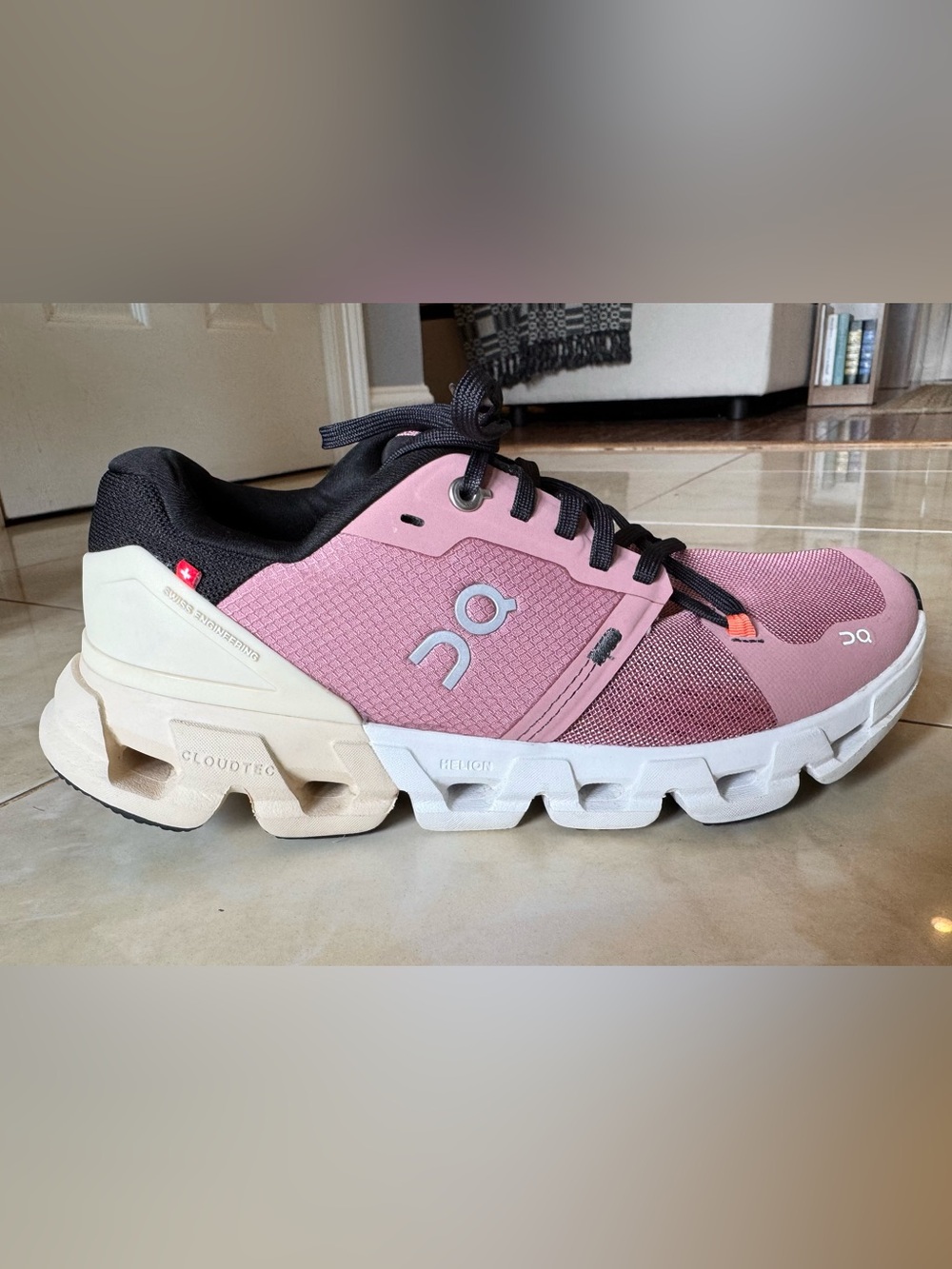 On Women’s Cloudflyer 4 Running shoes Dustrose/Sand Size 8.5